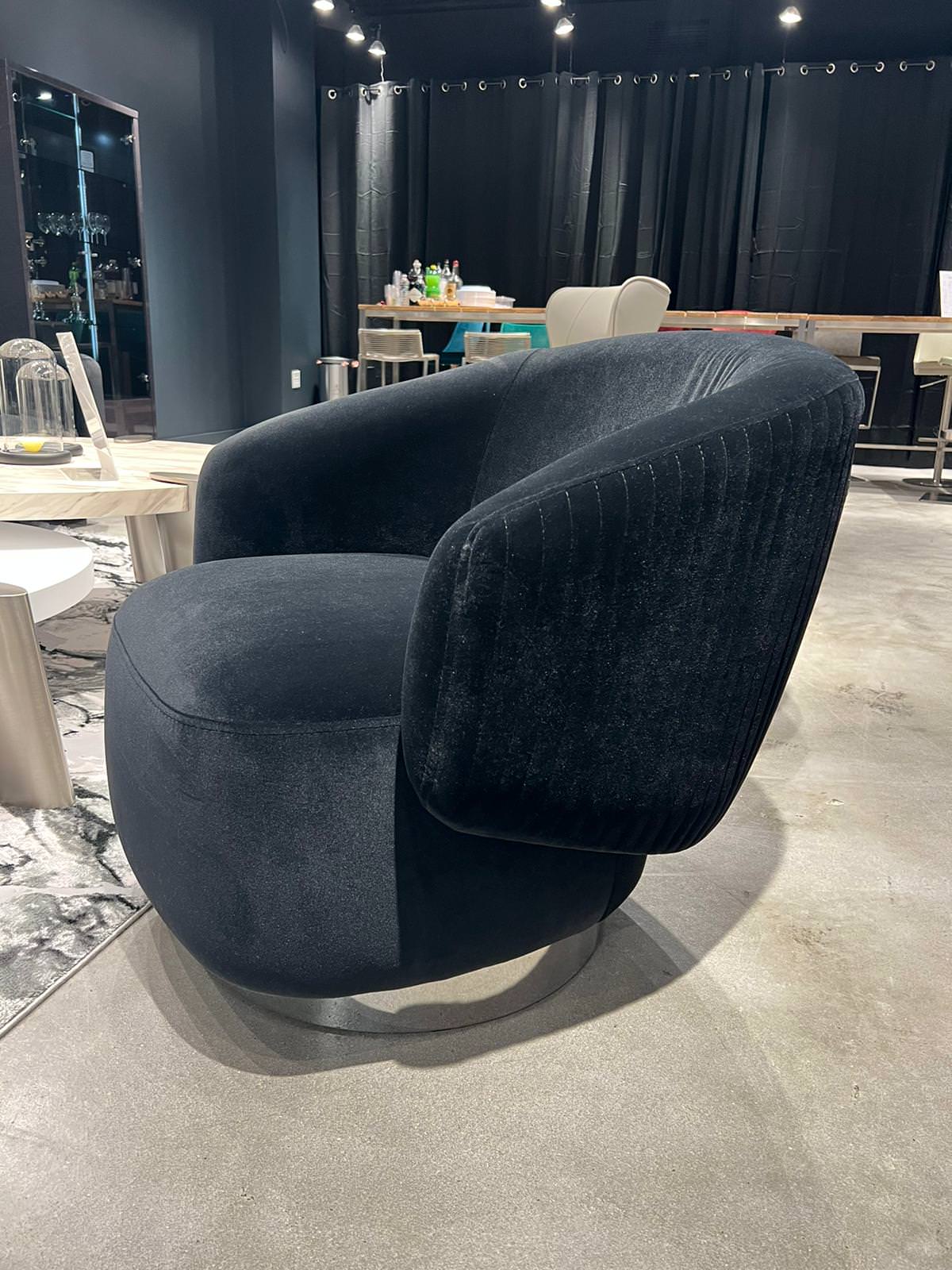 Fauteuil d'appoint pivotant Erzin